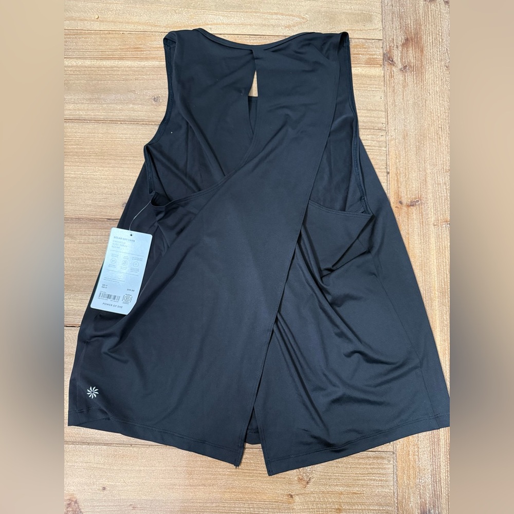 ⭐️ BUNDLE 2️⃣ Athleta Women's Solar UPF Tanks ⭐️
Size M - Picture 5 of 11